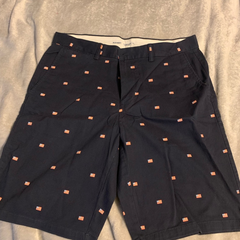 Old Navy Men's Navy Shorts with American Flag Pattern